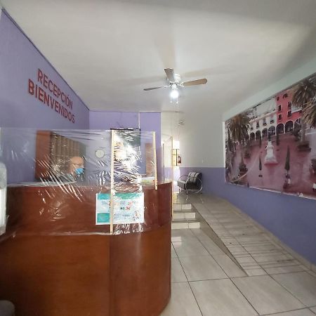 Hotel Los Arcos Pénjamo 外观 照片