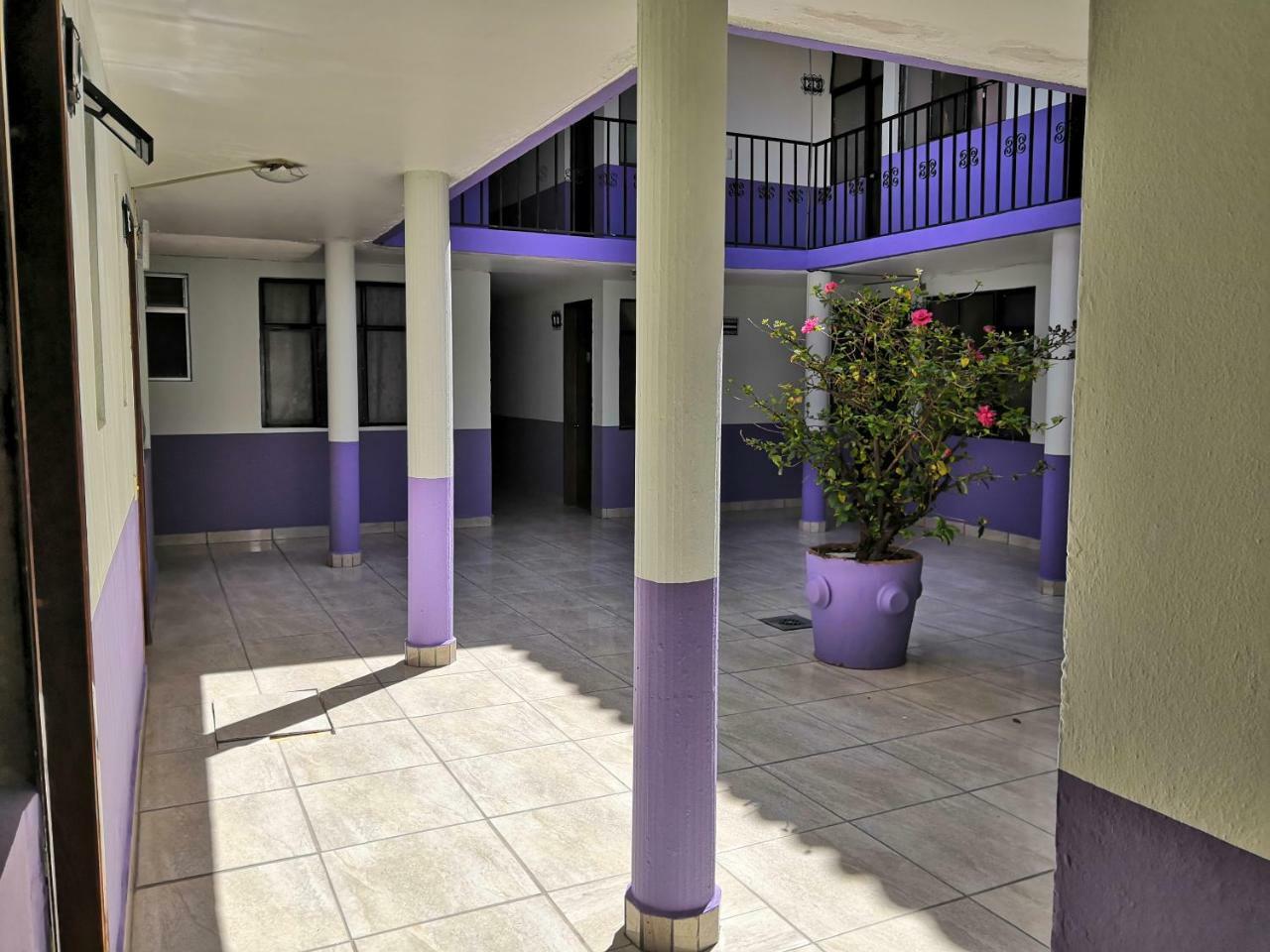 Hotel Los Arcos Pénjamo 外观 照片